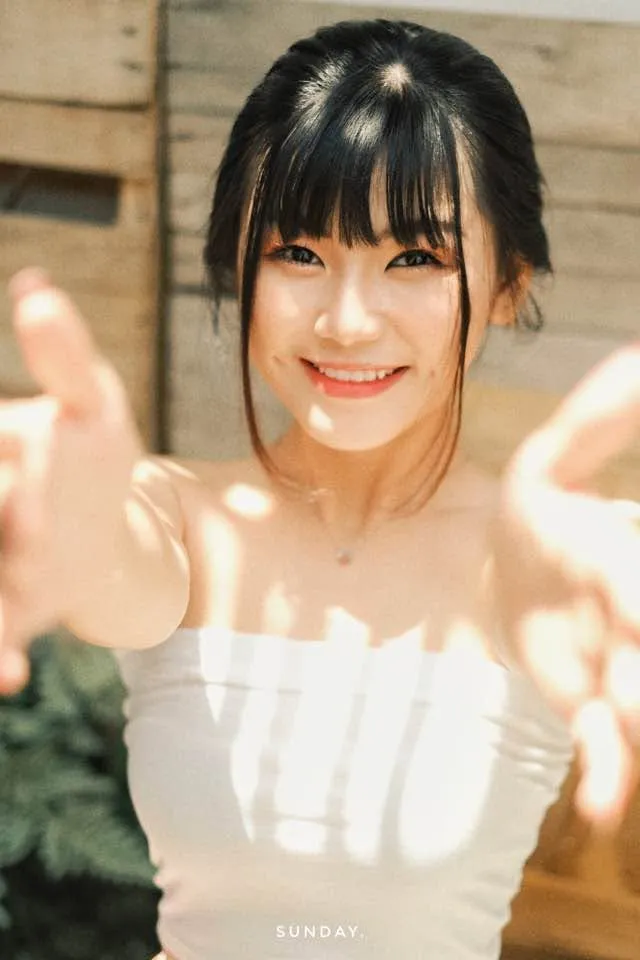 Nhu Khanh Huynh เน็ตไอดอล